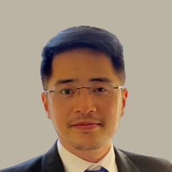 Portrait of Dr Khoa Xuan Le